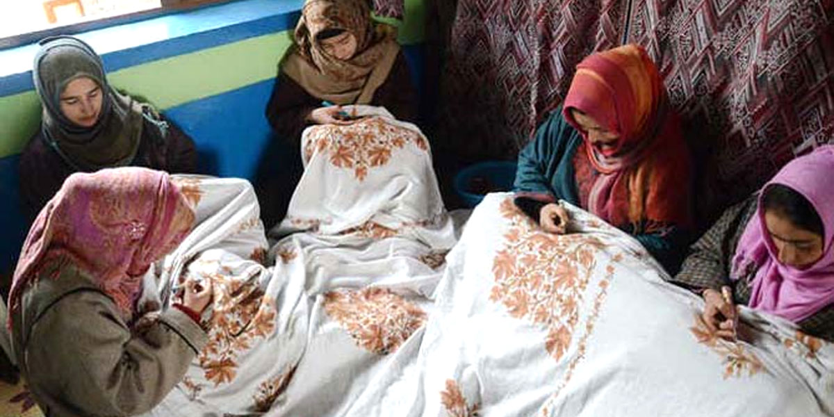 Pashmina weavers